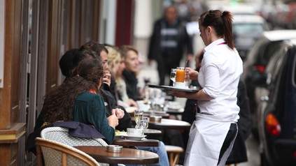 Ein Straßencafe