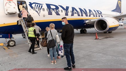 Ein Flugzeug von Ryanair