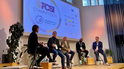 Eine angeregte Diskussion beim 4. Stammtisch des FCSI Deutschland-Österreich.