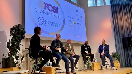 Eindrücke vom 4. Stammtisch der FCSI Deutschland-Österreich. (Foto: © FCSI Deutschland-Österreich/Foodservice Digital Hub )
Eine angeregte Diskussion beim 4. Stammtisch des FCSI Deutschland-Österreich.