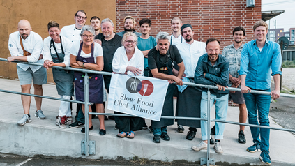 Mitglieder der Slow Food Chef Alliance zeigen auf, welche Rolle und Verantwortung Köche bei der Umsetzung der Ernährungswende tragen. (Foto: © Slow Food)