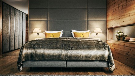 Musterzimmer des Hotels Grand Tirolia Kitzbühel.