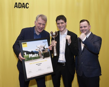 Geschäftsführer Jochen Mack, Philipp Orienec und André Preissler vom Hotel „Einsmehr“ in Augsburg