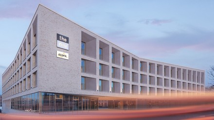The niu Amity und acora Potsdam Living the City in einem Gebäudekomplex in Potsdam