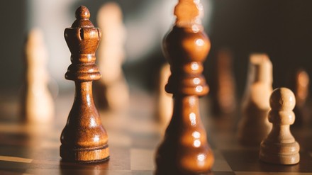 Das Format „Fide Women’s Grand Prix“ ist ein Rundenturnier mit 12 Spielerinnen. (Foto: © Hotel Vier Jahreszeiten Kempinski München)
Schachmatt!