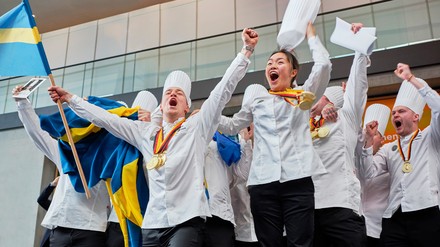 Bei den Junioren kochte sich 2020 Schweden an die IKA-Spitze. (Foto: © IKA/Culinary Olympics)
Bei den Junioren kochte sich 2020 Schweden an die IKA-Spitze.