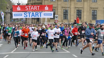 Am 30. April 2023 wird die erste Deutsche Straßenlaufmeisterschaft in Würzburg mit Hotellauf ausgetragen. (Foto: © repecon)
Deutsche Straßenlaufmeisterschaft in Würzburg