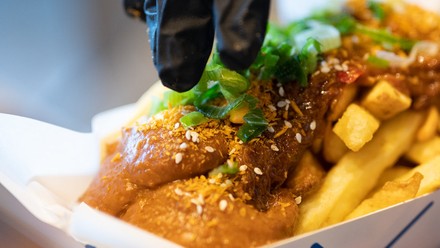 Verschiedene Toppings sorgen bei jedem Besuch bei Bram Ladage für ein freudiges Knistern am Gaumen.