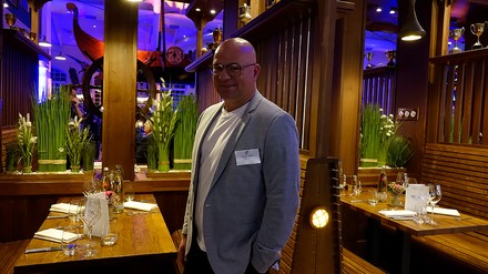 Michael Mönch, Betreiber des Vilotel Oberkochen im HOGAPAGE Interview. (Foto: © Welf Wacker/ HOGAPAGE) Michael Mönch