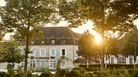 Como Le Montrachet bei Sonnenuntergang. (Foto: © Como Hotels and Resorts) Como Le Montrachet bei Sonnenuntergang.