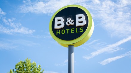 Die B&B Hotels starten eine großangelegte Werbekampagne. (Foto: © Léna Constantin/stock.adobe.com) B&B Hotels