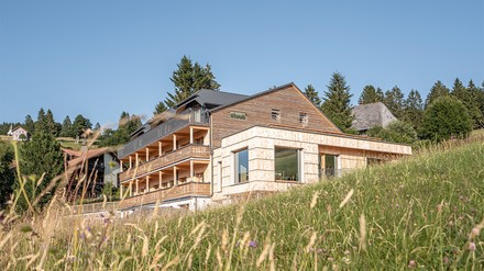 Stuub bietet in seinen Apartmenthäusern in Freiburg und Todtnauberg nun ein Workation-Angebot. (Foto: © stuub todtnauberg) Stuub Todtnauberg