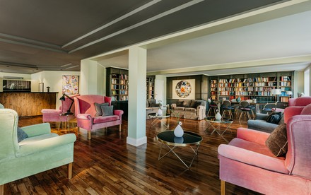 Auch die Lobby und die Bibliothek des Landhaus Stricker haben ein Facelift erhalten. (Foto: © Ydo Sol)