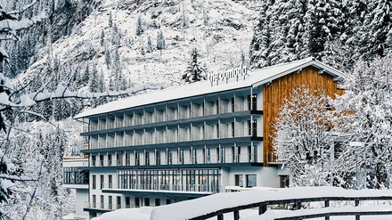 Gewinner des Hotel Design Awards 2023 ist das the comodo in Bad Gastein, Österreich. (Foto: © Pion Studio) Gewinner des Hotel Design Awards 2023 ist das the comodo in Bad Gastein, Österreich.
