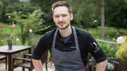 Küchenchef Jonas Herber freut sich auf die neue „Stadt-Land-Welt-Küche“ im Restaurant Eppard. (Foto: © Restaurant Eppard) Jonas Herber