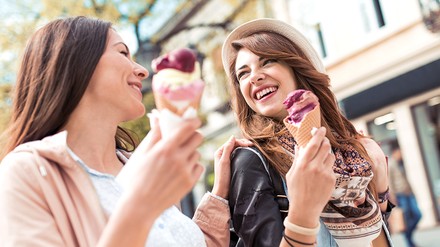 Schluss mit Langeweile in der Waffel: Die Berliner Ice Cream Week bringt reichlich Abwechslung. (Foto: © ivanko80/stock.adobe.com) Schluss mit Langeweile in der Waffel: Die Berliner Ice Cream Week bringt reichlich Abwechslung.