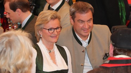 Angela Inselkammer auf der Theresienwiese in München (Foto: © picture alliance / Sammy Minkoff | Sammy Minkoff) Angela Inselkammer