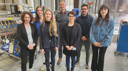 Das Proteinboosterteam freut sich auf den Start des Forschungsprojekts. (Foto: © Hilcona AG) Das Proteinboosterteam