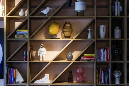 Schlicht und elegant dekoriert.