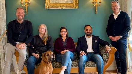 Sektboutique Solter: Matthias Tepel, Verena Solter, Susanne Ossendorf, Hezar Berzenji, Gisbert Kern (Foto: © Andrea Knaak) Sektboutique Solter: Matthias Tepel, Verena Solter, Susanne Ossendorf, Hezar Berzenji, Gisbert Kern