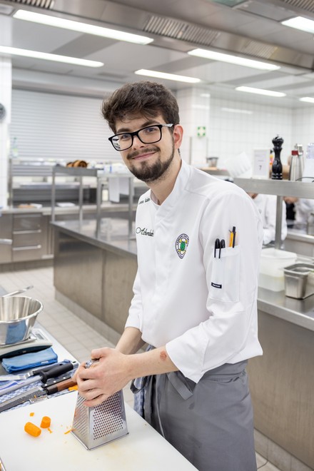 Sieger: Leon Gabriel Tugui vom VKD Landesverband Bayern kocht in der Brasserie Nitz (Nürnberg). (Foto: © VKD/Ingo Hilger)
