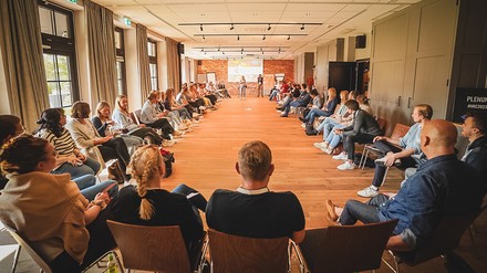 Mehr als 70 Interessierte aus verschiedenen Bereichen der Hotellerie nahmen an dem HSMA HR & Employer Branding Camp 2023 teil. (Foto: © HSMA Deutschland e.V.) HSMA HR & Employer Branding Camp 2023