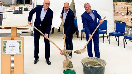 Grundsteinlegung mit Dr. Dietmar Woidke, Chris Jung und Wojciech Poludniewski