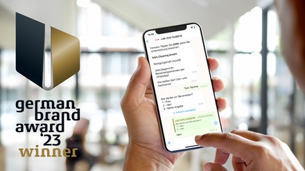 Arbeitnehmer können sich bei Klüh auch über WhatsApp bewerben – dafür ist das Unternehmen jetzt mit dem German Brand Award 2023 ausgezeichnet worden. (Foto: © Klüh Multiservices) Klüh ermöglicht Bewerbungen via WhatsApp