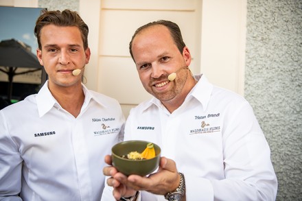 Tristan Brandt präsentiert ein kulinarisches Highlight beim Festival der Künste 2022. (Foto: © AMMANN)