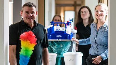 Inklusionshotellerie funktioniert genauso gut wie andere Hotelbetriebe – das wollen die Embrace Hotels und das GreenSign Institut gemeinsam zeigen. (Foto: © Alexianer Münster GmbH) Inklusion im Hotel Alexianer am Wasserturm in Münster