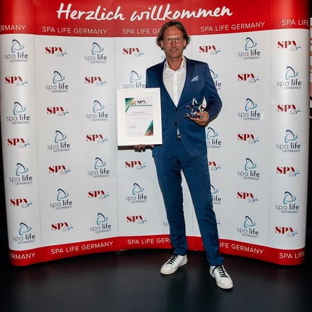 Jörg Stricker, Hoteldirektor, BollAnts Spa im Park (Foto: © Ignaz Sterr)