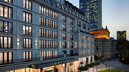Das Sofitel Frankfurt Opera verwandelt sich erneut in eine Kunstgalerie. (Foto: © Sofitel Frankfurt Opera) Das Sofitel Frankfurt Opera verwandelt sich erneut in eine Kunstgalerie.