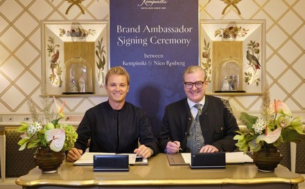 Nico Rosberg (l.) und Martin R. Smura