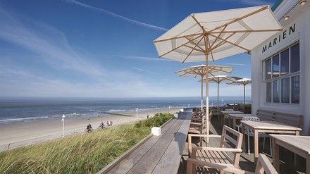 Für Insulaner und Gäste wurde die Marienhöhe zu einem Wahrzeichen von Norderney und zu einem Ort voller Tradition und Erinnerungen. (Foto: © Carsten Heidmann) Restaurant und Kaffeehaus Marienhöhe Norderney
