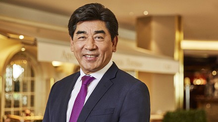 Tashi Takang, General Manager im Grand Elysée Hamburg. (Foto: © Grand Elysée Hamburg) Tashi Takang, General Manager im Grand Elysée Hamburg.