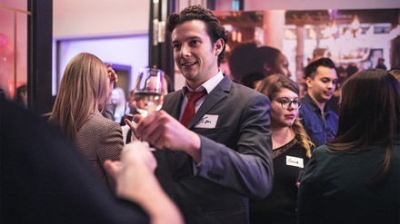 Eine Party von Gastgebern für andere Hospitality-Begeisterte: Das „Meet The Beat of Marriott“ findet am 11. August 2023 im Le Méridien Frankfurt statt. (Foto: ©Jonas Reuter) „Meet The Beat of Marriott“ im Le Méridien Frankfurt