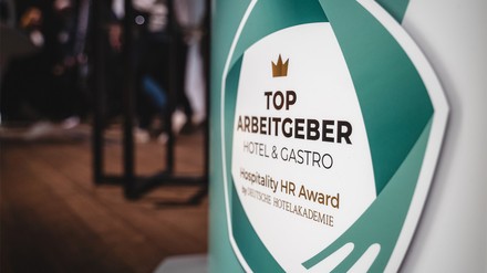 Hospitality-Arbeitgeber können sich noch bis zum 31. August 2023 für die Hospitality HR Awards bewerben. (Foto: © Thomas Loris) Hospitality HR Awards