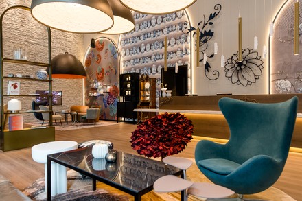 Das Motel One Dresden am Zwinger greift die Zeit von August dem Starken auf. (Foto: © Ruppografie - Nadine Rupp)