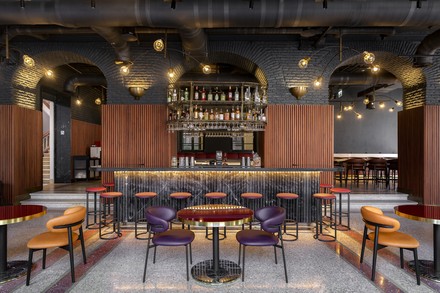 Das Restaurant im neueröffneten Radisson RED. (Foto: © Radisson RED)