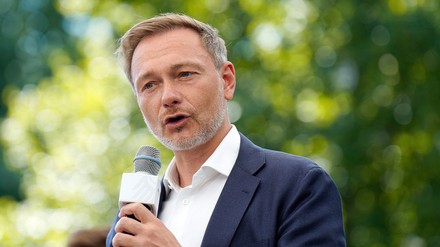 In einem Interview mit der „Münchner Abendzeitung“ zeigte Christian Lindner Sympathien für das Beibehalten der reduzierten Mehrwertsteuer in der Gastronomie. (Foto: © picture alliance / Geisler-Fotopress | Bernd Elmenthaler/Geisler-Fotopr) Christian Lindner