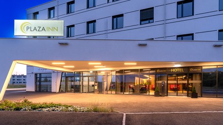 Neuzugang in Österreich: Das neue PLAZA INN Wiener Neustadt, das zur BW Signature Collection by Best Western gehört, bietet 150 Zimmer und Suiten sowie 40 separate Longstay Apartments. (Foto: © BWH Hotels Central Europe GmbH) Neuzugang in Österreich: Das neue PLAZA INN Wiener Neustadt, das zur BW Signature Collection by Best Western gehört, bietet 150 Zimmer und Suiten sowie 40 separate Longstay Apartments.