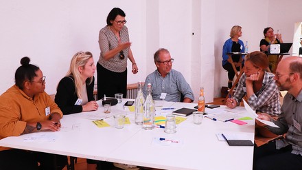 Im Rahmen des diesjährigen BdS-Ausbildertreffens wurde die Kommunikation mit Auszubildenden mit praktischen Rollenspielen erprobt. (Foto: © Kagi) BdS-Ausbildertreffen 2023