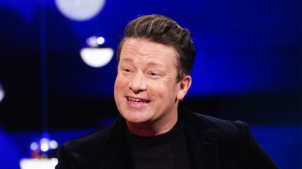 Jamie Oliver freut sich auf die Zusammenarbeit mit RTL. (Foto: © picture alliance / empics | Ian West) Jamie Oliver freut sich auf die Zusammenarbeit mit RTL.