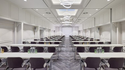 Le Méridien setzt auf moderne Technik für hybride Veranstaltungen. (Foto: © Le Méridien Frankfurt) Le Méridien setzt auf moderne Technik für hybride Veranstaltungen.
