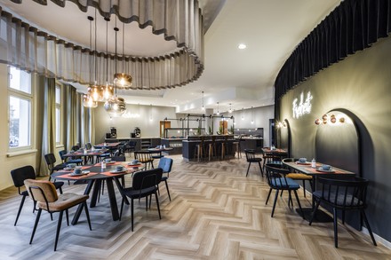 Das Konzept zieht sich durch das gesamte Interieur der 150 Zimmer und öffentlichen Bereiche. (Foto: © Abaca Press Nicolas Det)