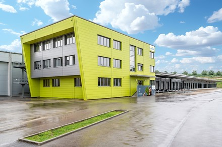 Erweitertes Frische-Zentrallager in Pfaffenhofen