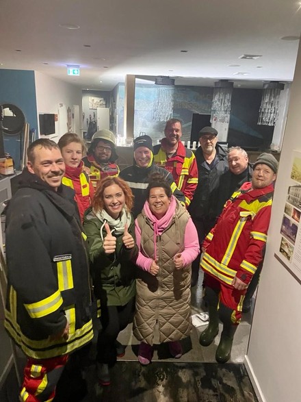 Kirsten Herrmann ist dankbar für die Unterstützung der Feuerwehr und der vielen Menschen in höheren Lagen.