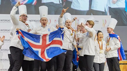 Gemeinsam gewinnen: Das drittplatzierte National Team Island bei der IKA 2020 (Foto: © IKA/Culinary Olympics)