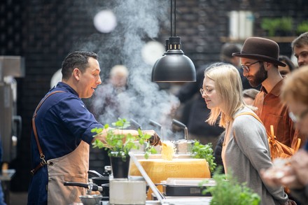 Die Intergastra bietet die Möglichkeit, die Kochtrends von heute und morgen kennenzulernen. (Foto: © Landesmesse Stuttgart GmbH)