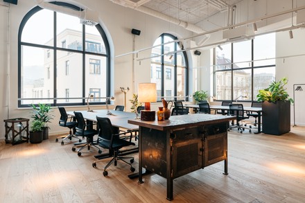 Das Ruby Fred Workspaces ietet 196 Arbeitsplätze sowie umfangreiche Meetingräumlichkeiten. (Foto: © Ruby Hotels)